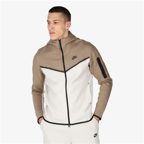 Nike tech fleece online shop